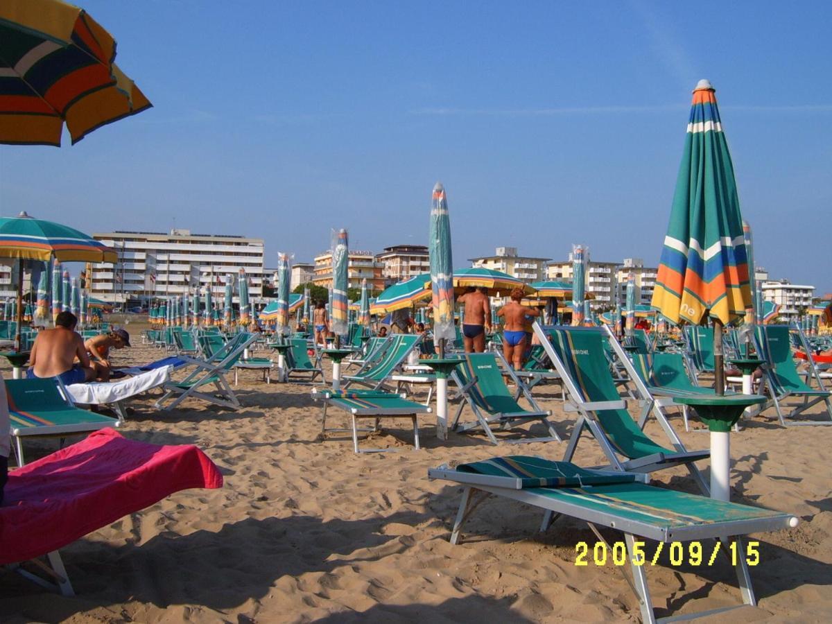 Hotel Gran Venere Beach 3 Superior Bibione Exterior photo