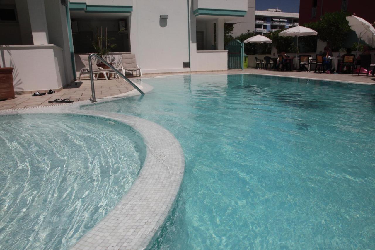 Hotel Gran Venere Beach 3 Superior Bibione Exterior photo