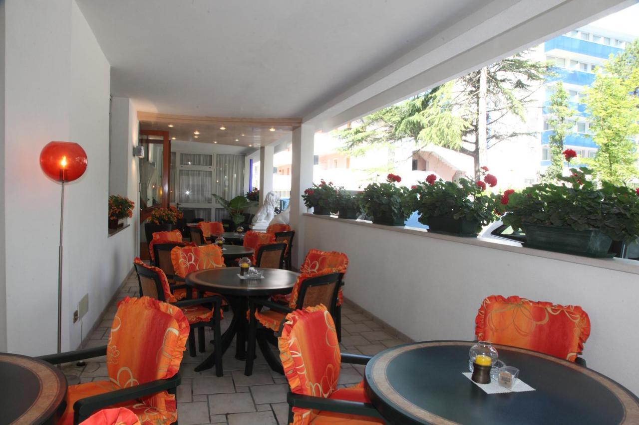 Hotel Gran Venere Beach 3 Superior Bibione Exterior photo