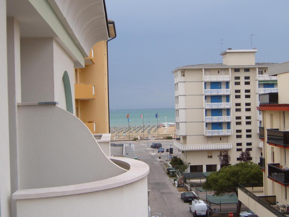 Hotel Gran Venere Beach 3 Superior Bibione Exterior photo
